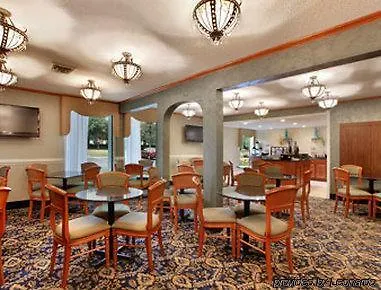 Baymont By Wyndham Greensboro/Coliseum 